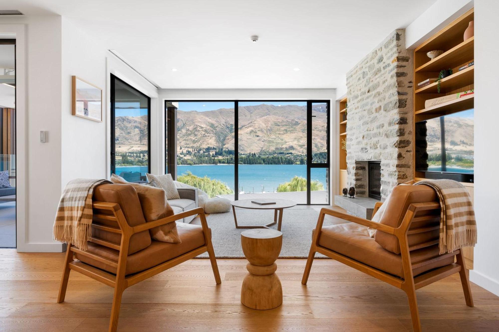 Lakeside Luxury 2 Bedroom Apartment Wanaka Exteriör bild