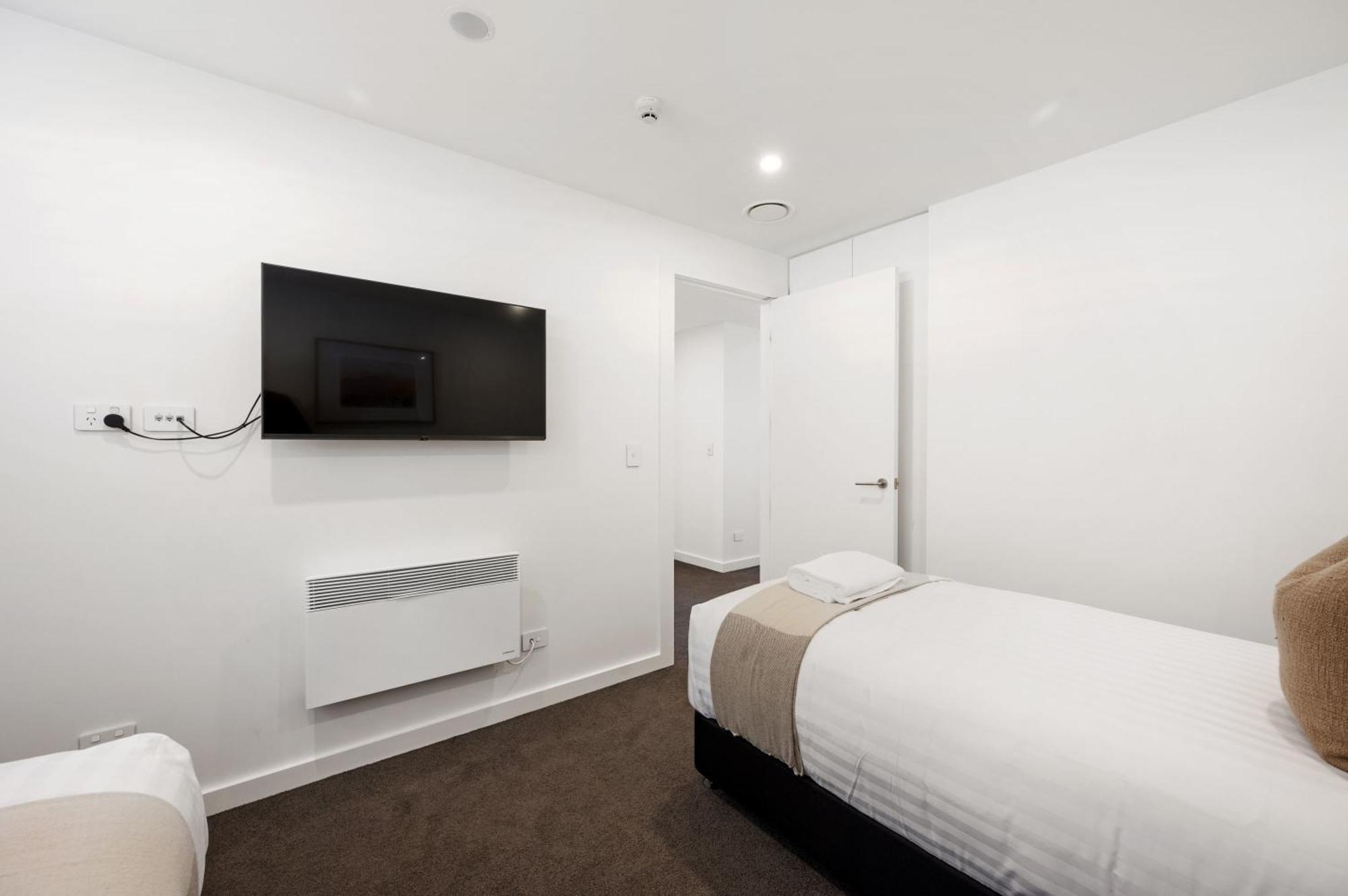 Lakeside Luxury 2 Bedroom Apartment Wanaka Exteriör bild