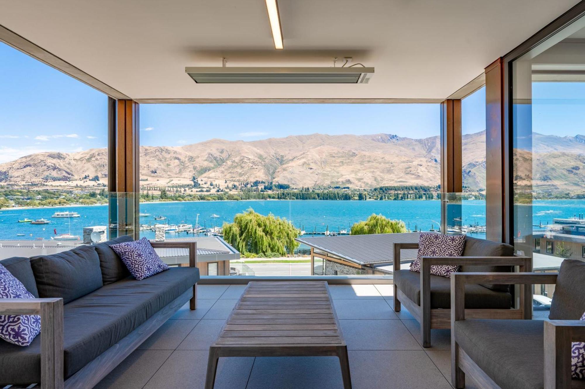 Lakeside Luxury 2 Bedroom Apartment Wanaka Exteriör bild
